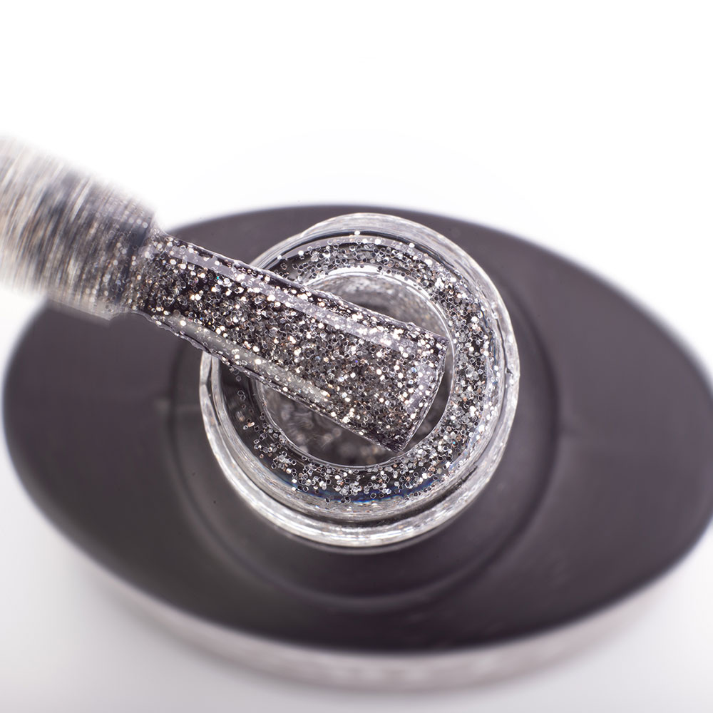 Gallery image of Gel Polish Komilfo DeLuxe Series G004 (dark silver glitter), 8 ml