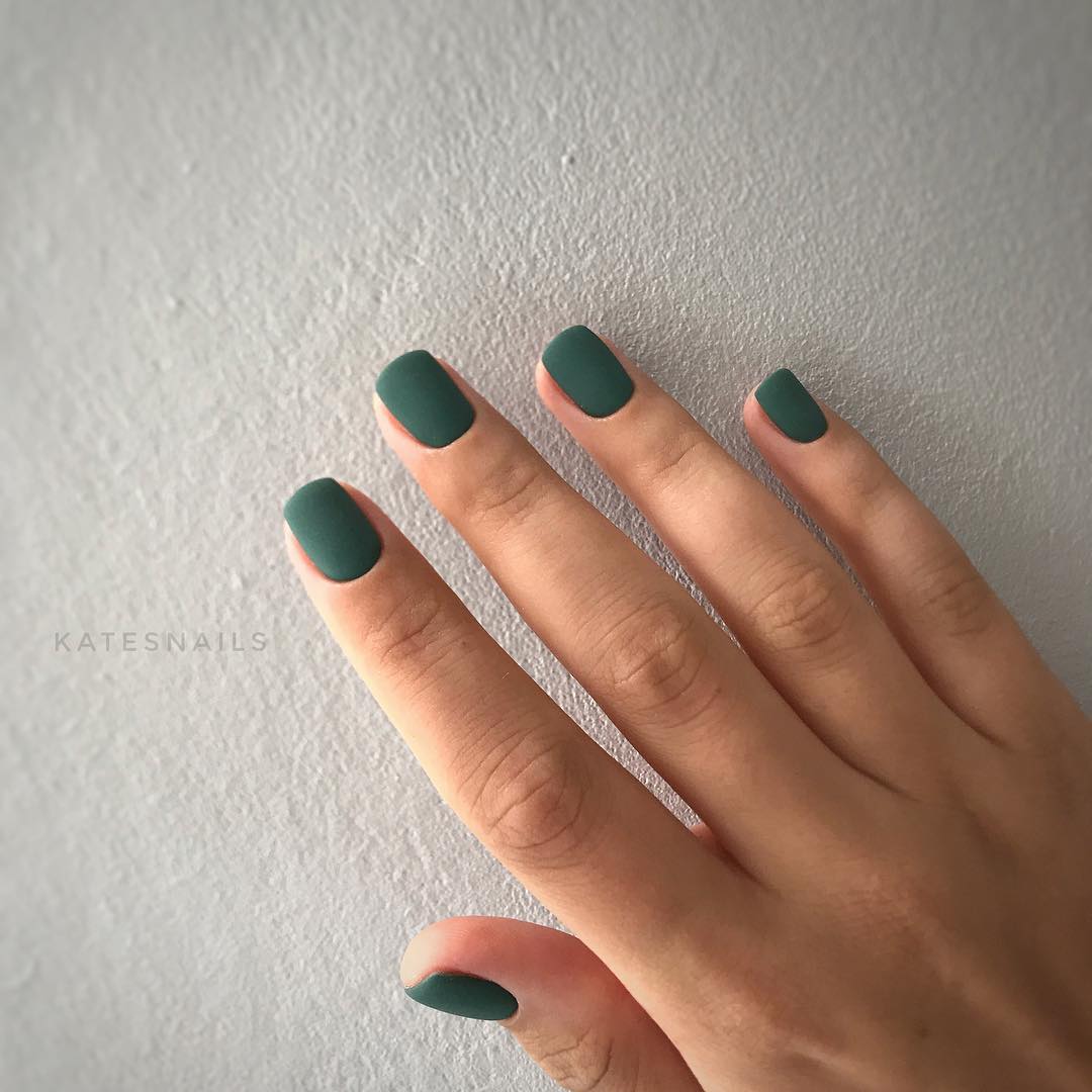 Gallery image of Gel polish Komilfo Deluxe Series D218 (muted, greenish-turquoise, enamel), 8 ml